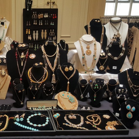 Vintage Loved Designer Jewelry - Picture 1 of 16